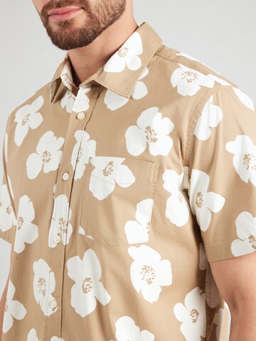 GAP Regular Fit Skjorte i brun