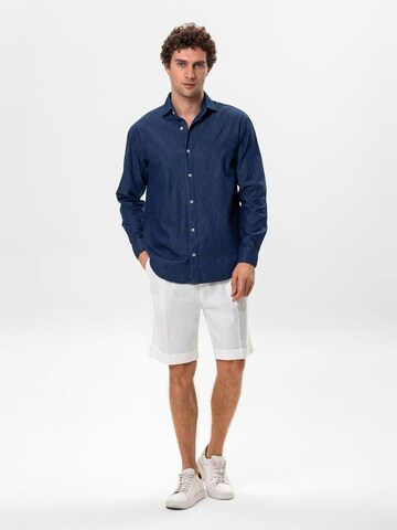T-Shirt Antioch en bleu : devant