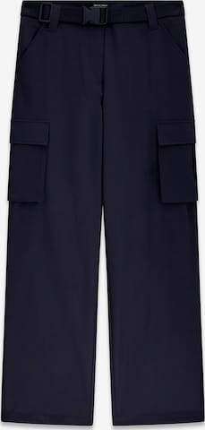 GUESS Regular Cargo Pants in Blue: front