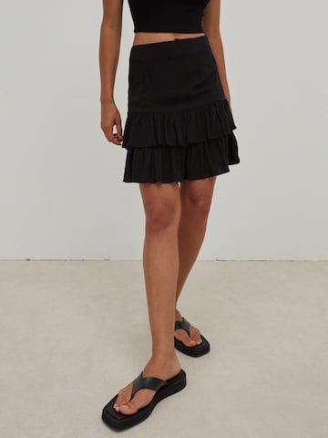 EDITED Skirt 'Gwen' in Black: front