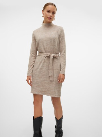 VERO MODA Sukienka z dzianiny 'Bella' w kolorze beżowy