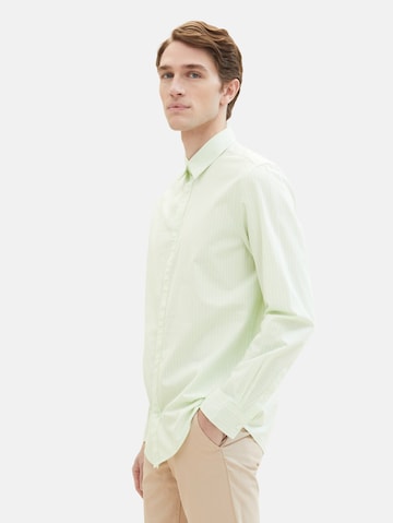 Coupe regular Chemise TOM TAILOR en vert