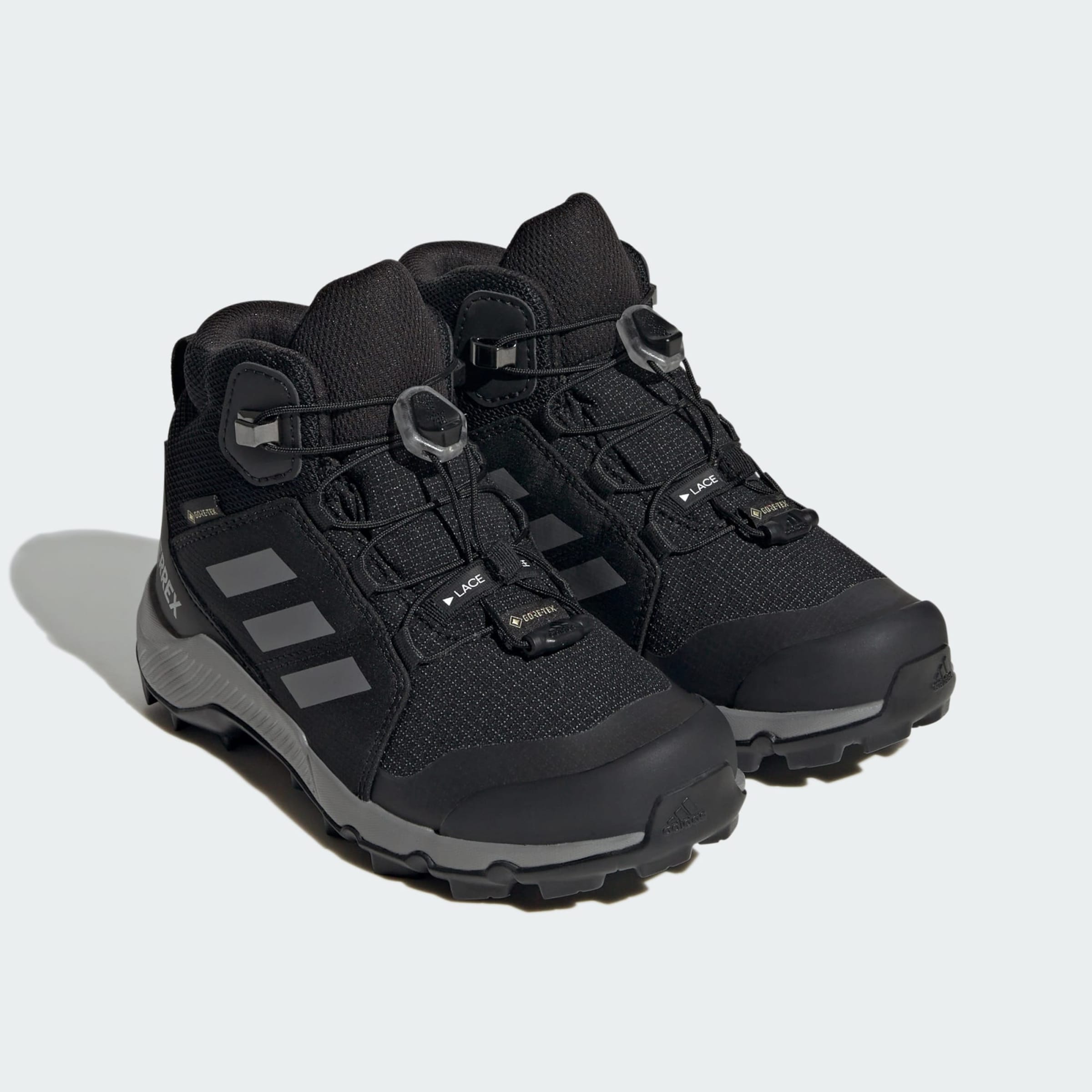 Adidas gtx bot hotsell