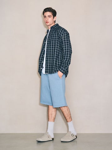 Next Loosefit Shorts 'Edit' in Blau