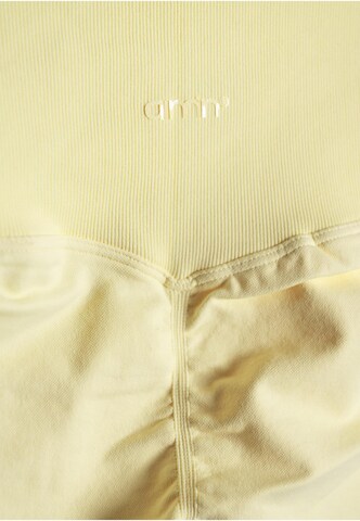 Aim'n - Skinny Pantalón deportivo en amarillo