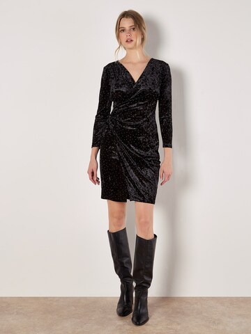 Apricot Dress ' ' in Black