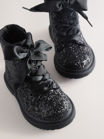 Next - Bota em preto