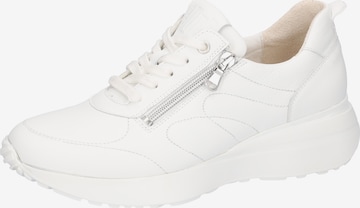 WALDLÄUFER Sneakers in White: front