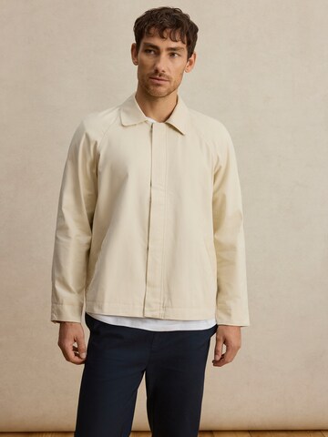 DAN FOX APPAREL Преходно яке 'Dennis' в бяло