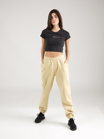 Nike Sportswear Конический (Tapered) Штаны 'Lab' в Желтый