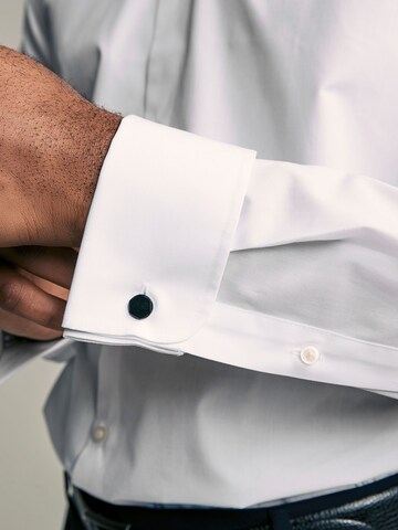 Slim fit Cămașă de la Next pe alb