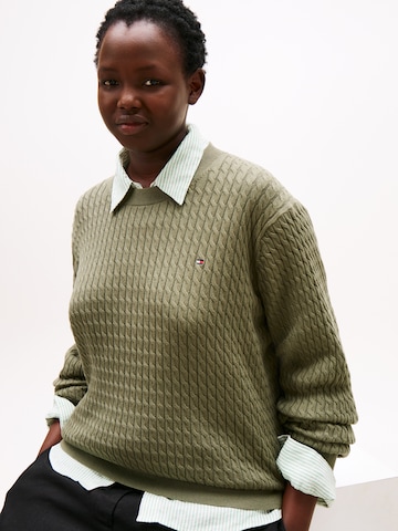 Tommy Hilfiger Curve Sweater in Green