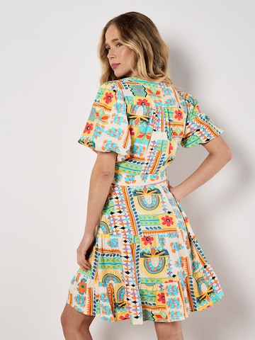 Robe Apricot en mélange de couleurs