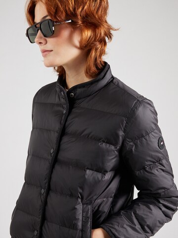 TOMMY HILFIGER Jacke in Schwarz