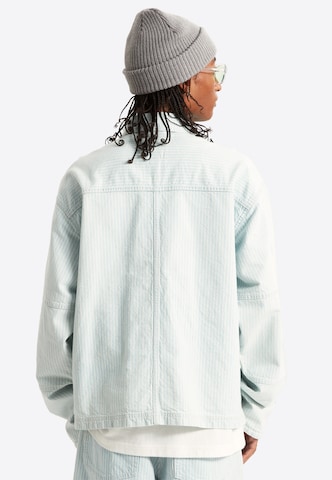 VANS Φθινοπωρινό και ανοιξιάτικο μπουφάν 'Umber' σε μπλε