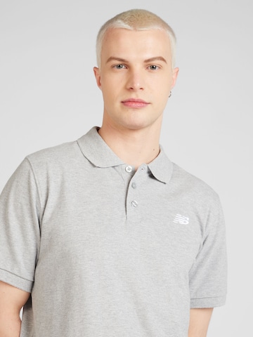 new balance T-Shirt in Grau