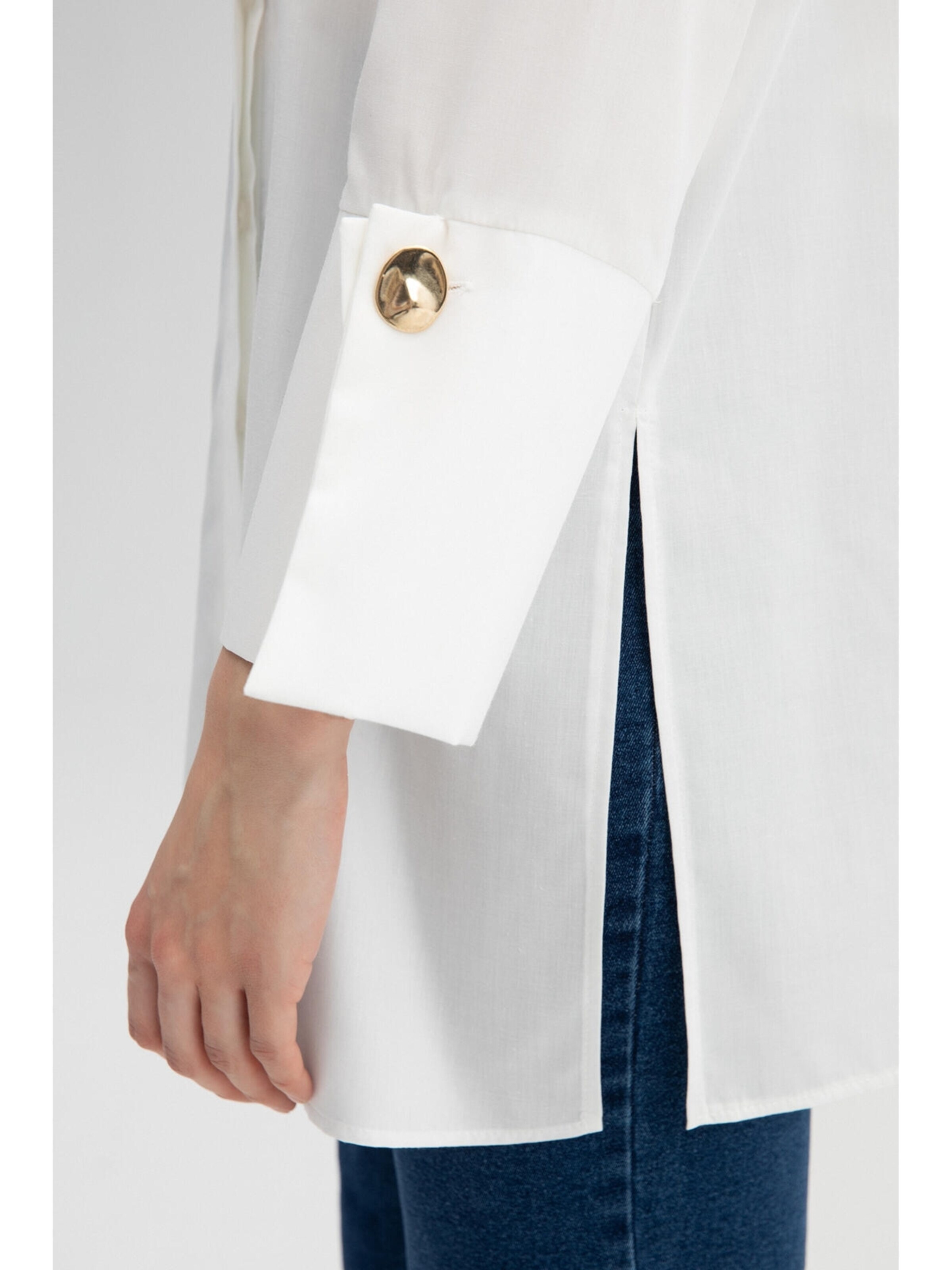 Touché Privé - Camiseta 'Poplin Shirt With Wide Cuff' en beige