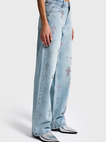 IT'S BASIC Loosefit Jeans 'RHINESTONE LOOSE MID RISE JEANS' in Blauw