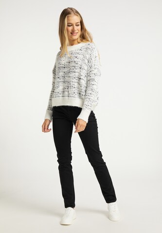 Pull-over usha BLUE LABEL en blanc