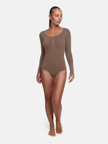 Body modellante 'Bodysuit Sculpting Shapewear Longsleeve mit String' di cfab (formerly creamy fabrics) in marrone