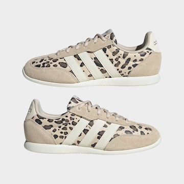 ADIDAS SPORTSWEAR Nízke tenisky 'Barreda' - Béžová