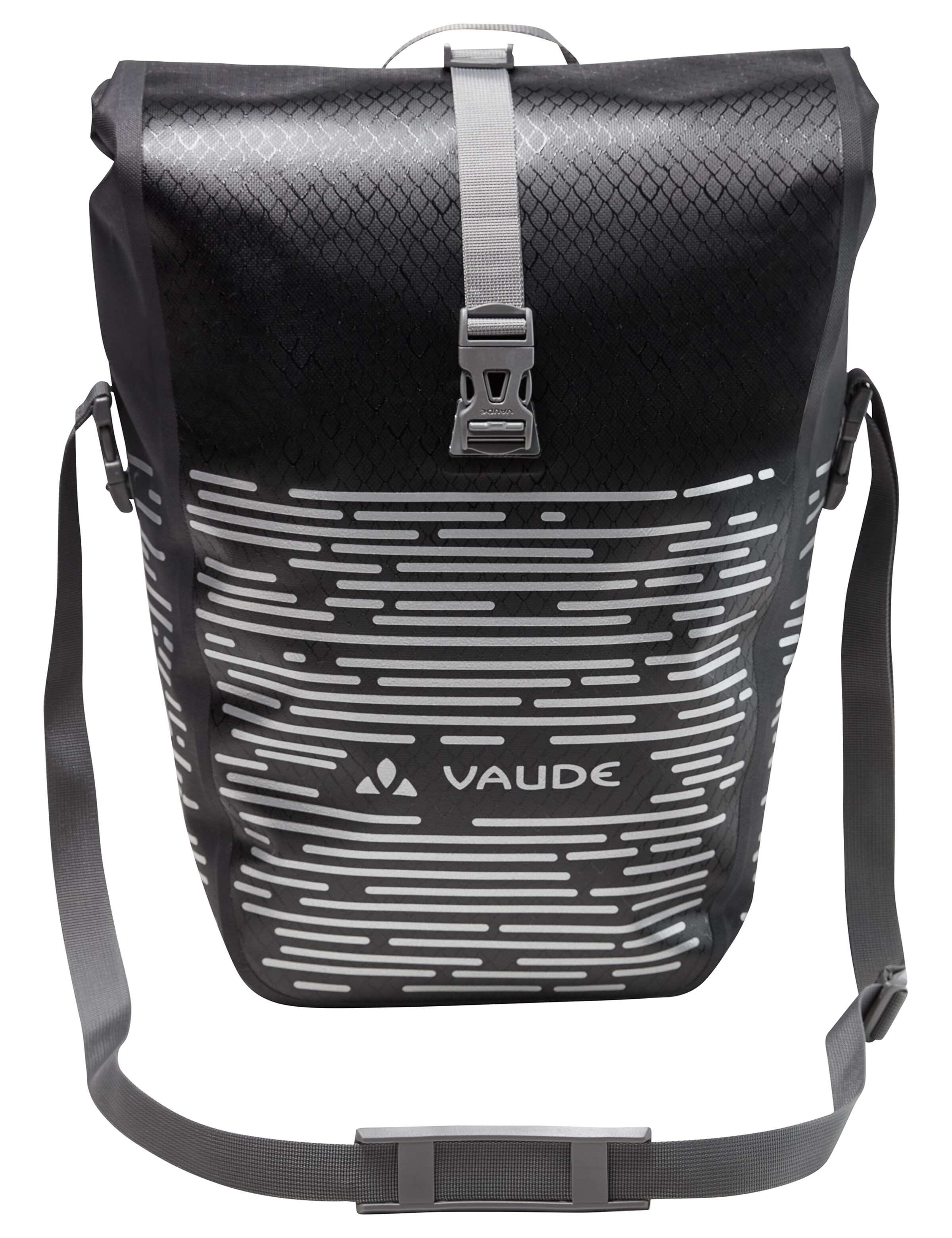 VAUDE Sports bag 'Aqua Back Luminum Single II' in Black: front