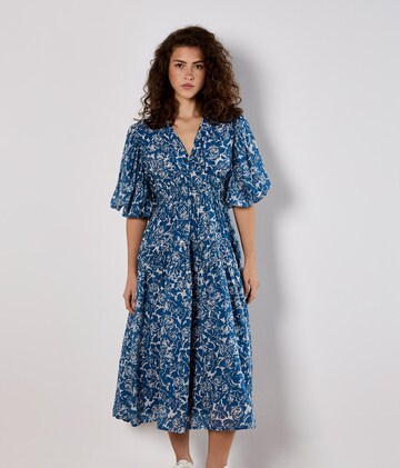 Apricot Dress in Blue: front