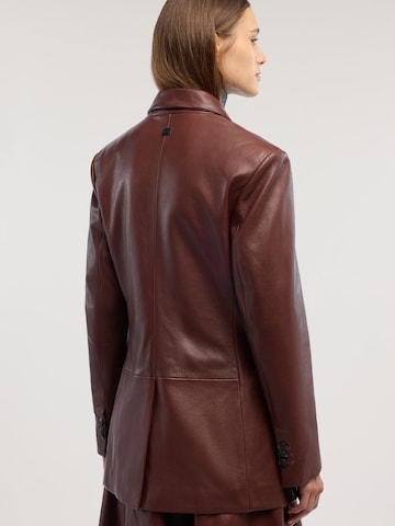 Cappotto invernale di Trussardi in marrone