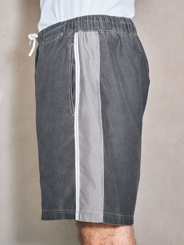 Boardshorts Next en gris