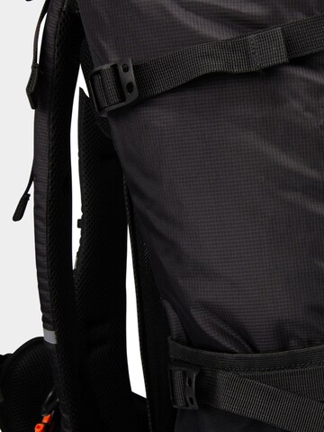 SWEDEMOUNT Sports backpack 'Expedition' in Black