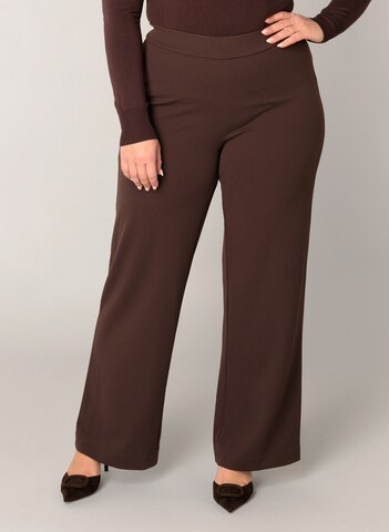 BASE LEVEL CURVY Loose fit Pants in Brown: front