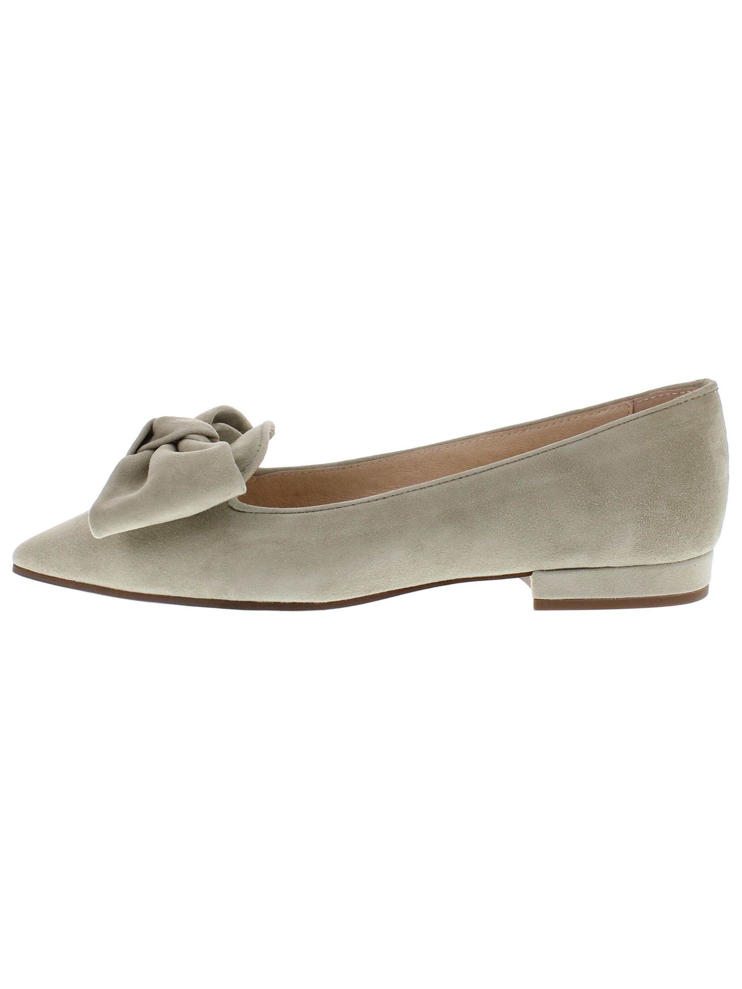 XAVER LUIS Schuhmanufaktur Ballet Flats 'COCOS' in Green: front