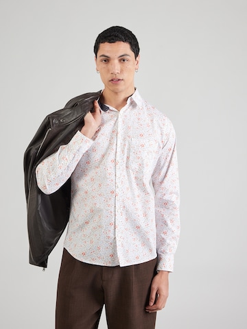 s.OliverSlim Fit Košulja - crvena boja: prednji dio