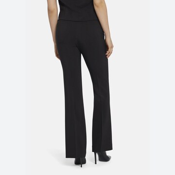Coupe slim Pantalon à plis Nicowa en noir
