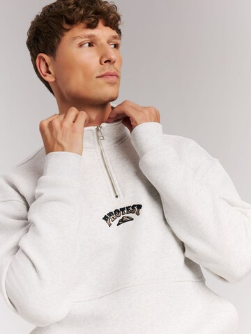 PROTEST Sportsweatshirt 'PRTMarek' in Wit