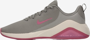 NIKE Sportschuh 'Bella 7' in Grau: Vorderseite