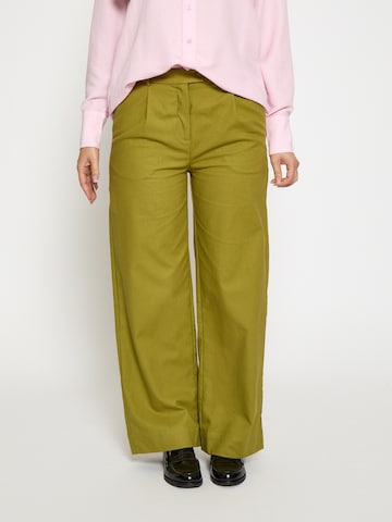 Regular Pantalon 'Lucey' DESIRES en vert : devant