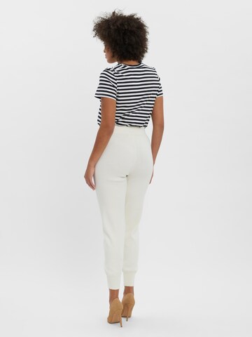 VERO MODA Tapered Παντελόνι 'Nancy' σε λευκό