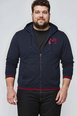 Men Plus Sweatjacke in Blau: Vorderseite