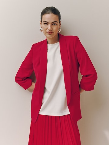 Next - Blazer en rojo: frente