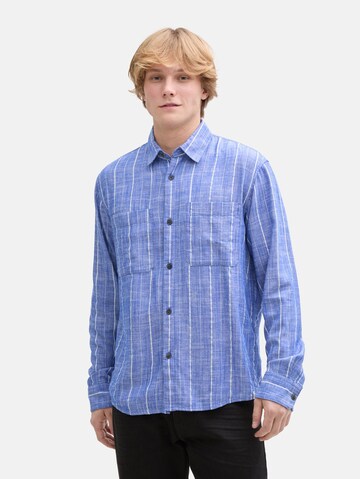 Coupe regular Chemise TOM TAILOR DENIM en bleu : devant