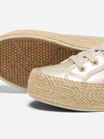 ONLY Låg sneaker 'ONLIDA-1' i guld