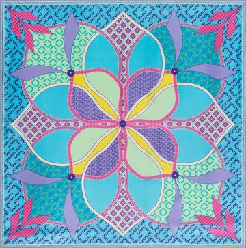 Roeckl Wrap 'Flower Mandala' in Blue: front