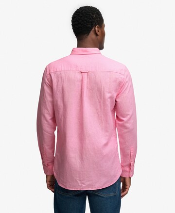 Coupe regular Chemise Superdry & Co en rose