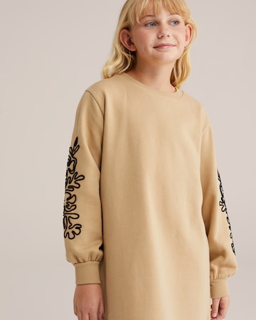 WE Fashion Платье в Бежевый