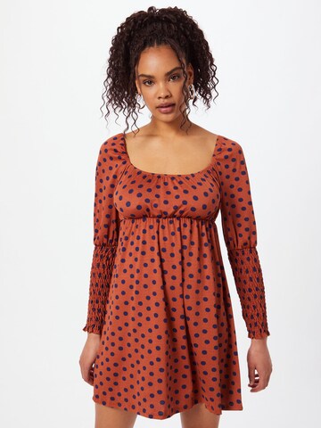 Dorothy Perkins - Vestido 'POLKA' en rojo: frente