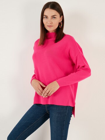 Pullover di LELA in rosa