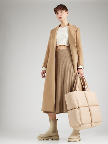 Banana Republic Skirt in Beige