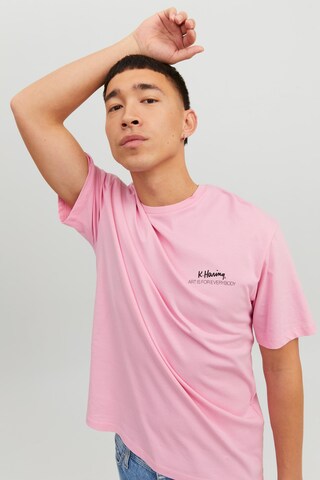 JACK & JONES T-shirt 'KEITH HARDING' i rosa