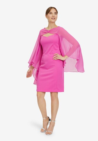 Robe de cocktail Vera Mont en rose